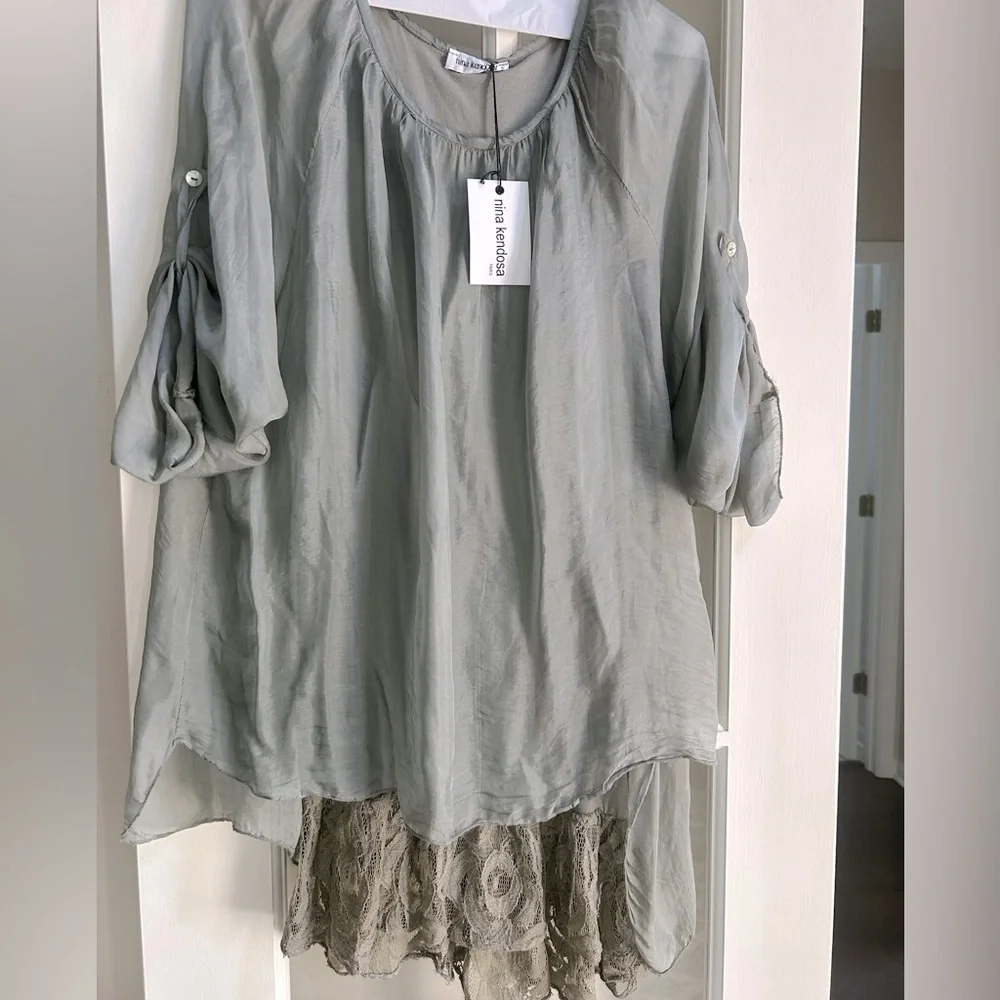 Nina Kendosa Silk Green Gray Blouse with Jersey ruffled Liner in size large NWT - Picture 2 of 16